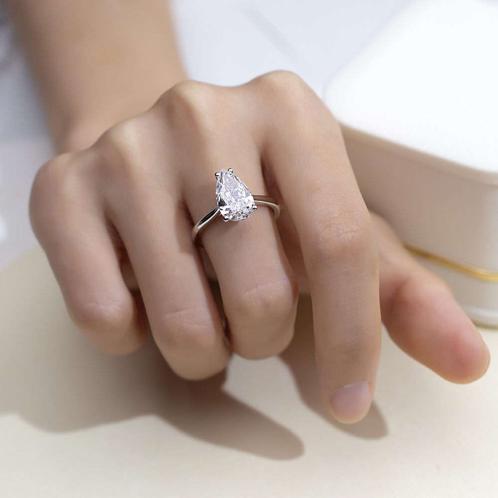 Pear Cut Lab Grown Diamond 3CT Solitaire D VVS1 18K White Gold Ring MSR-1655