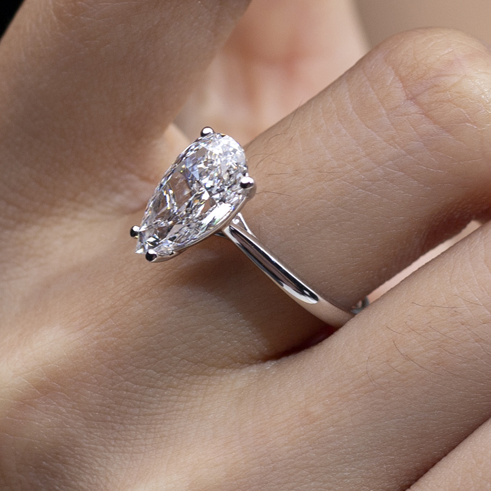 Pear Cut Lab Grown Diamond 3CT Solitaire D VVS1 18K White Gold Ring MSR-1655