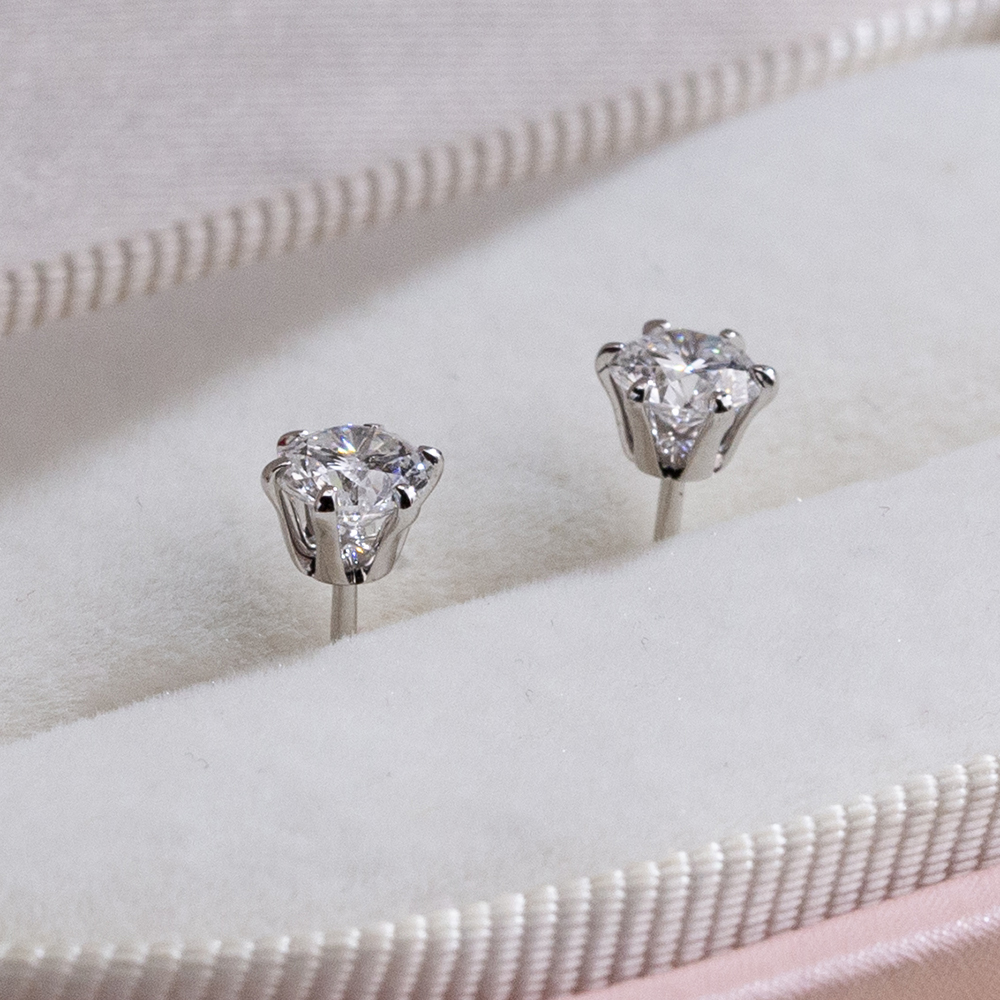 MissDiamond Round Cut Lab Grown Diamond 18K White Gold Studs Earrings MSE-519