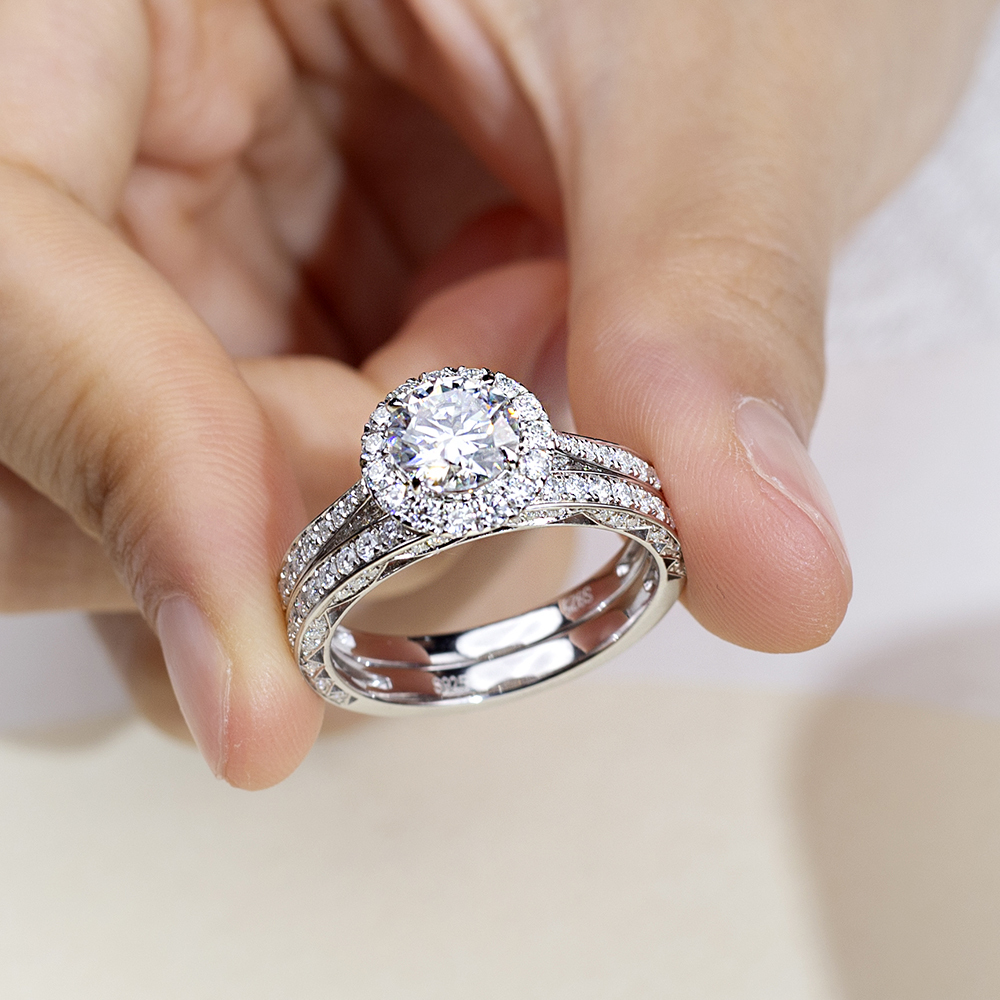 Round Cut Lab Grown Diamond 1.5CT Halo D VS1 18K White Gold Ring Set MSR-1666