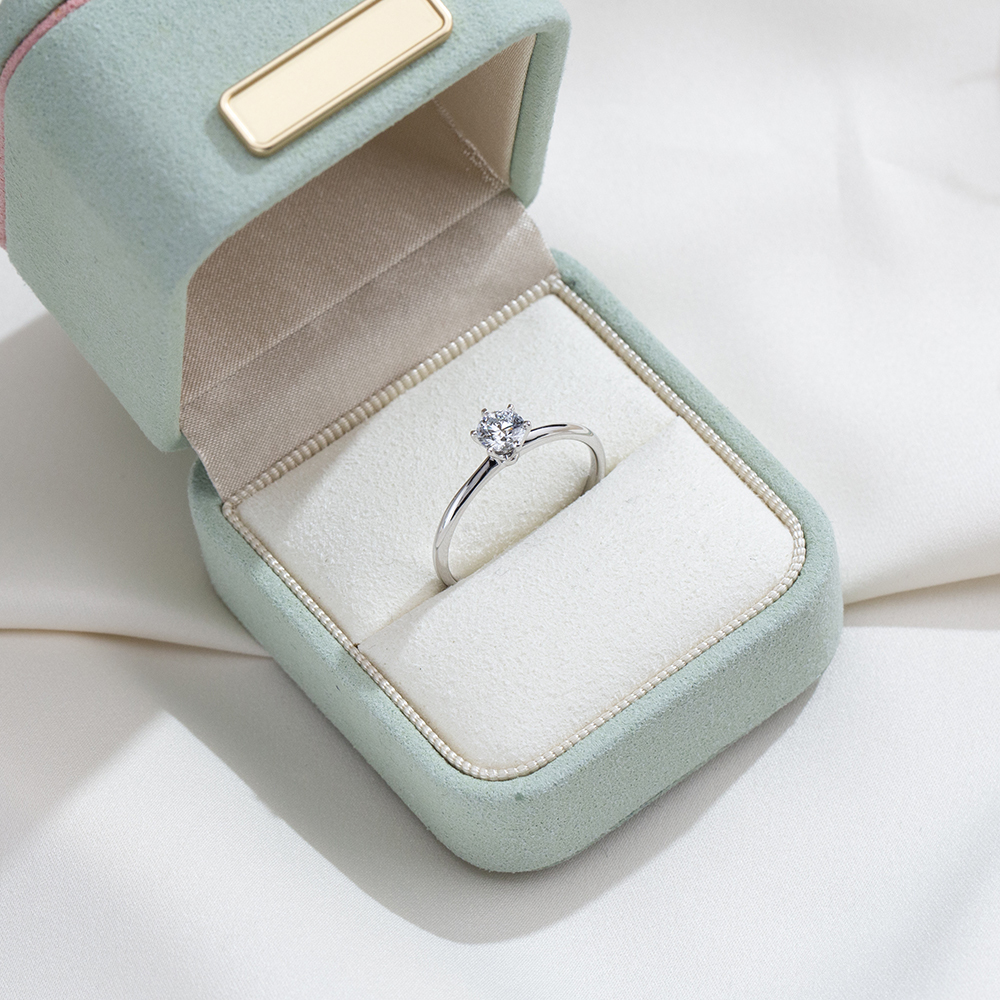 MissDiamond Round Cut Lab Grown Diamond D E F G Platinum Solitaire Ring MSR-058