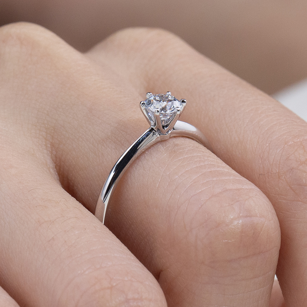 MissDiamond Round Cut Lab Grown Diamond D E F G Platinum Solitaire Ring MSR-058