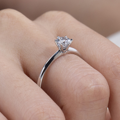 MissDiamond Round Cut Lab Grown Diamond D E F G Platinum Solitaire Ring MSR-058