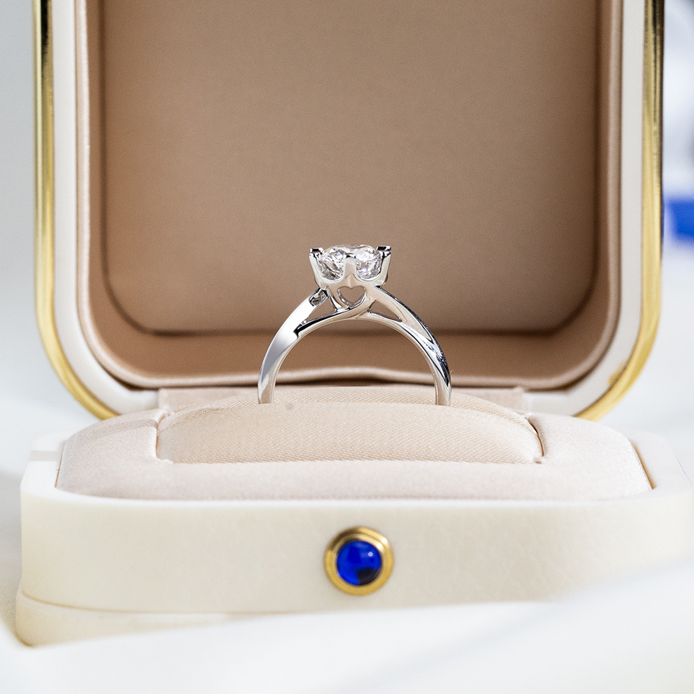 MissDiamond Lab Grown Diamond Solitaire Platinum Ring MSR-261