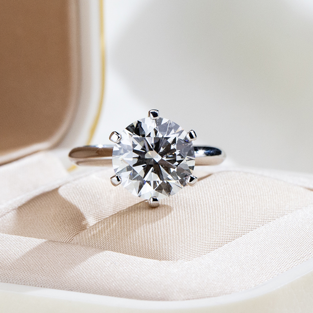 MissDiamond Lab Grown Diamond Solitaire Platinum Ring MSR-195