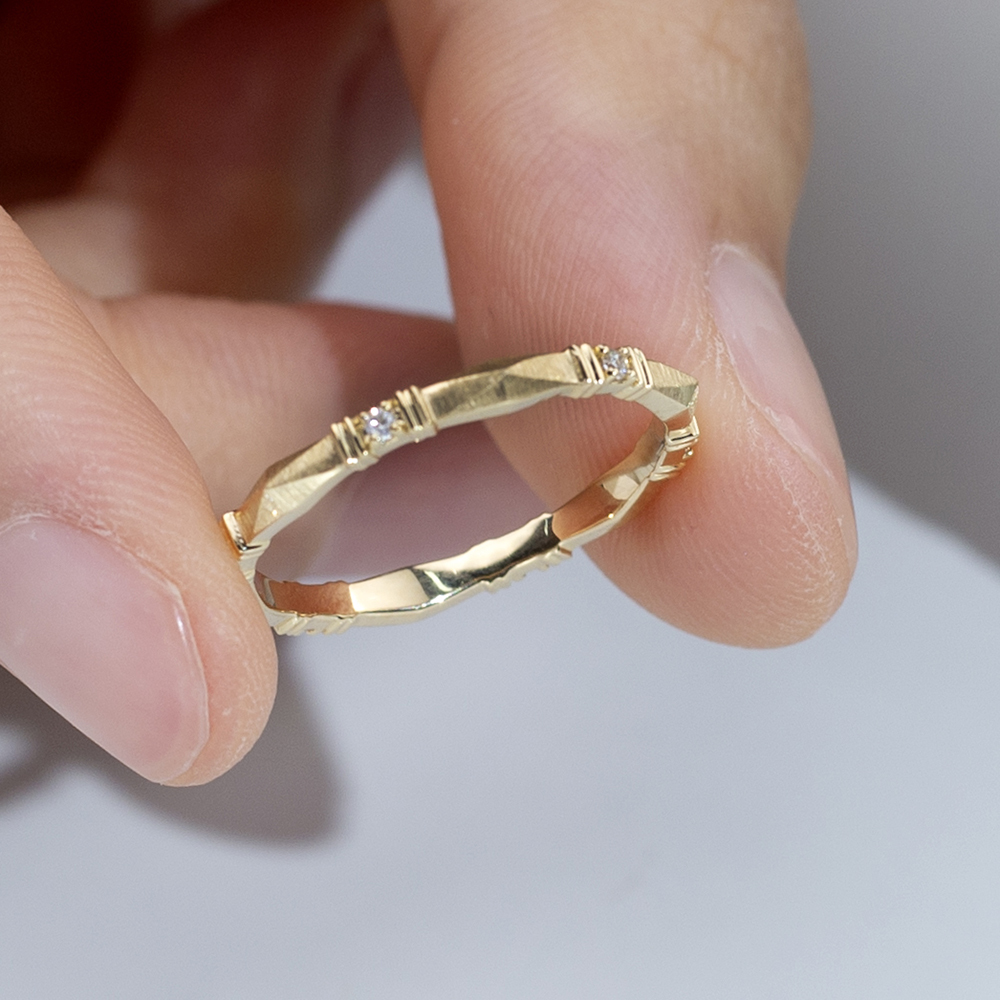 Round Lab Grown Diamond D VS1 Eternity 18K Yellow Gold Ring MSR-1667