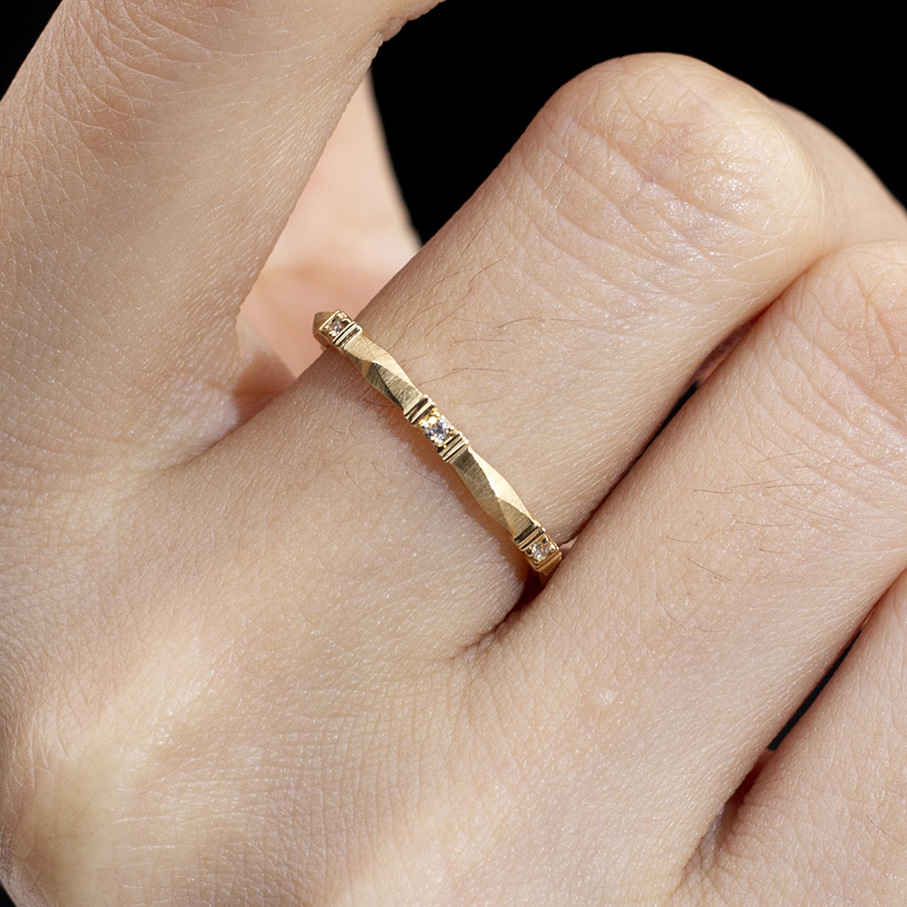 Round Lab Grown Diamond D VS1 Eternity 18K Yellow Gold Ring MSR-1667