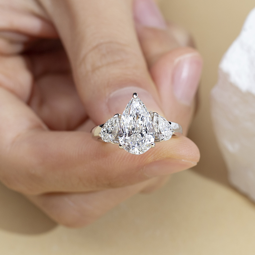 Pear Cut Lab Grown Diamond 2.6CT D VVS2 Three Stones 18K White Gold Ring MSR-1670