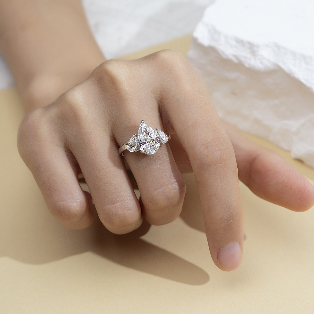 Pear Cut Lab Grown Diamond 2.6CT D VVS2 Three Stones 18K White Gold Ring MSR-1670