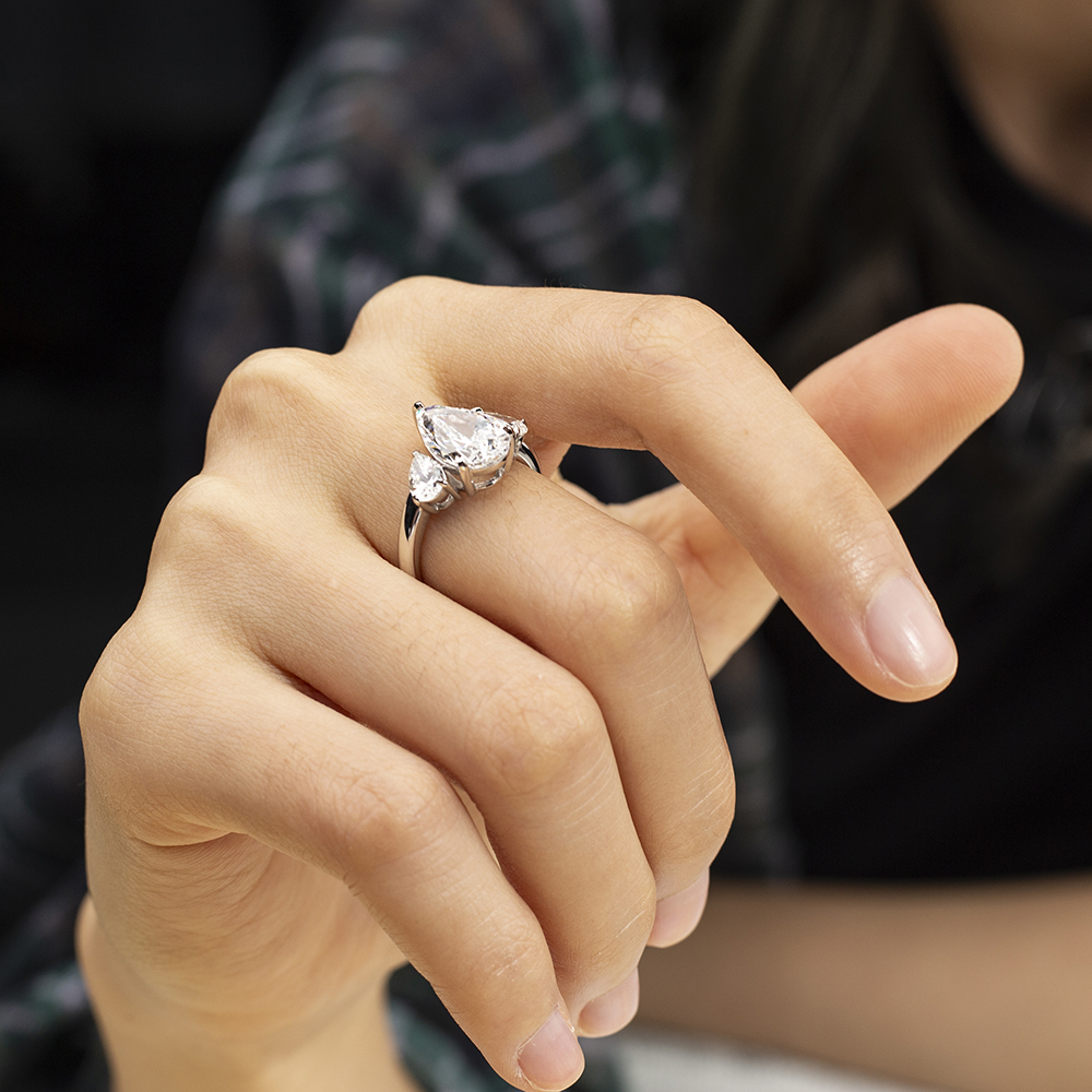 Pear Cut Lab Grown Diamond 2.6CT D VVS2 Three Stones 18K White Gold Ring MSR-1670
