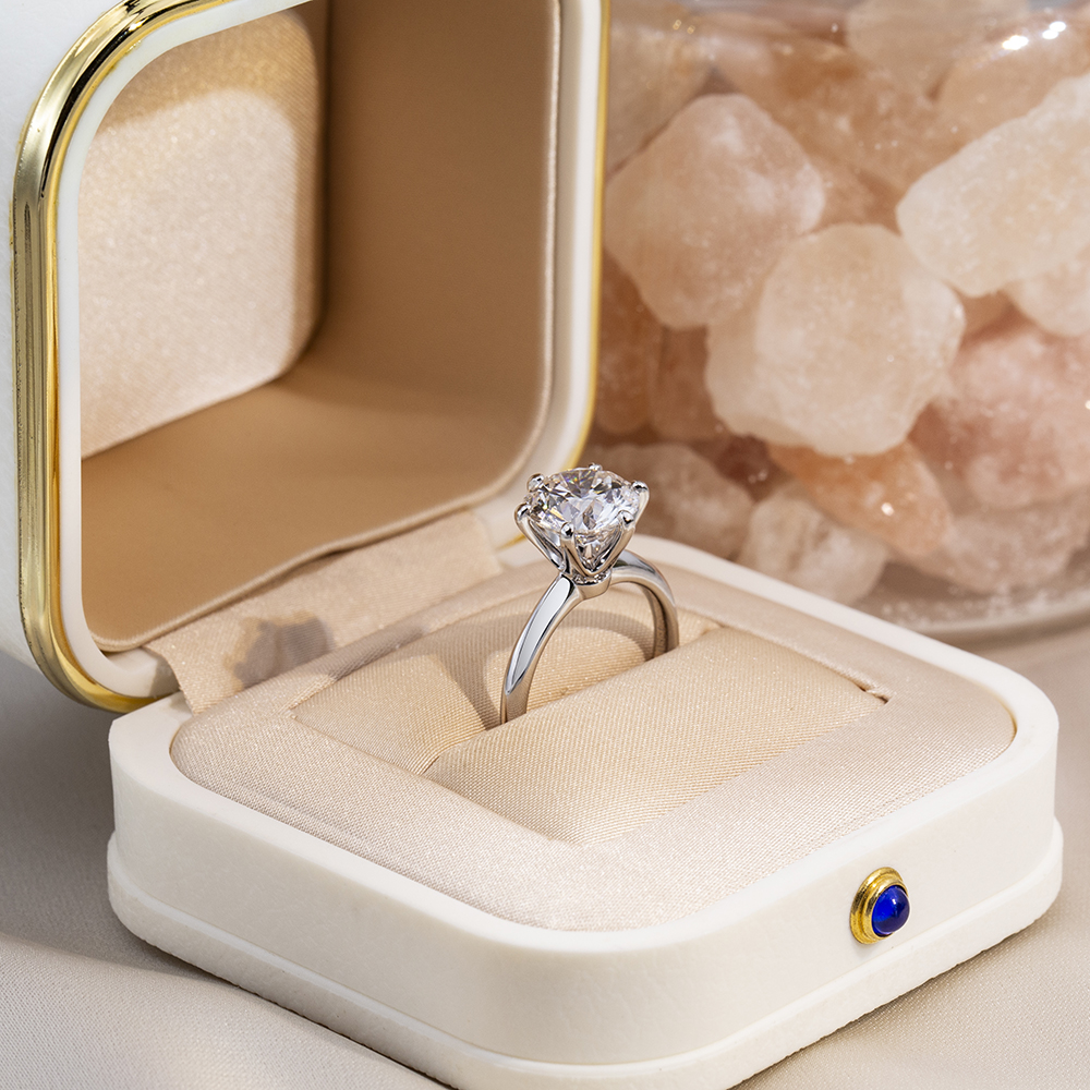 MissDiamond Lab Grown Diamond Solitaire Platinum Ring MSR-195