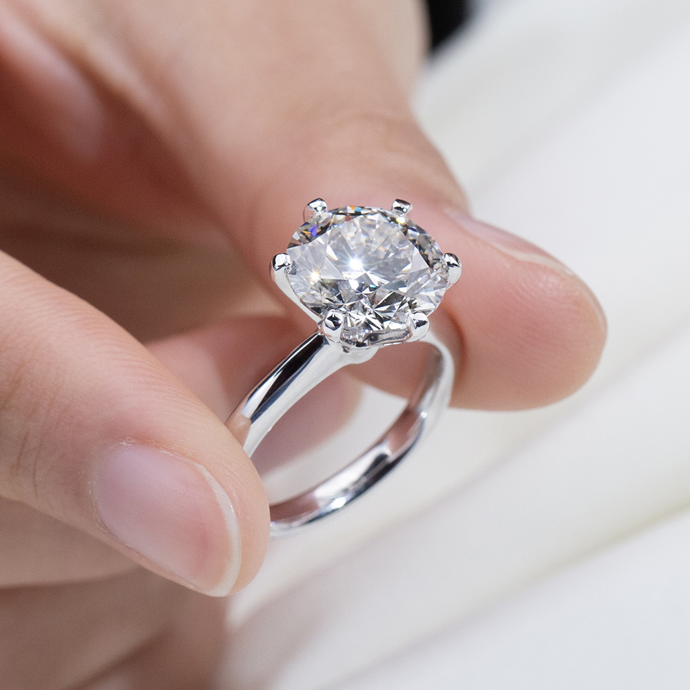 MissDiamond Lab Grown Diamond Solitaire Platinum Ring MSR-195