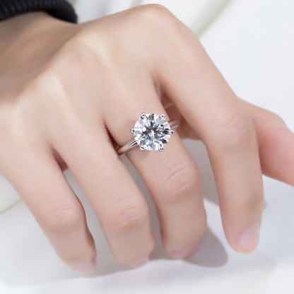 MissDiamond Lab Grown Diamond Solitaire Platinum Ring MSR-195