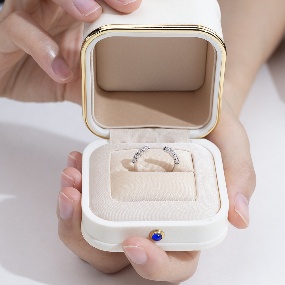 MissDiamond Lab Grown Diamond Platinum Cluster Ring MSR-2074