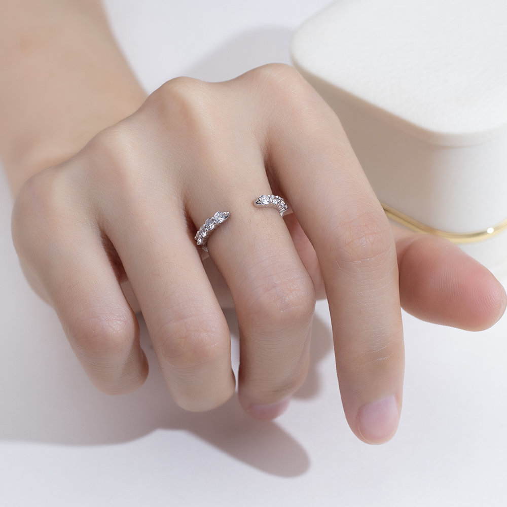 MissDiamond Lab Grown Diamond Platinum Cluster Ring MSR-2074