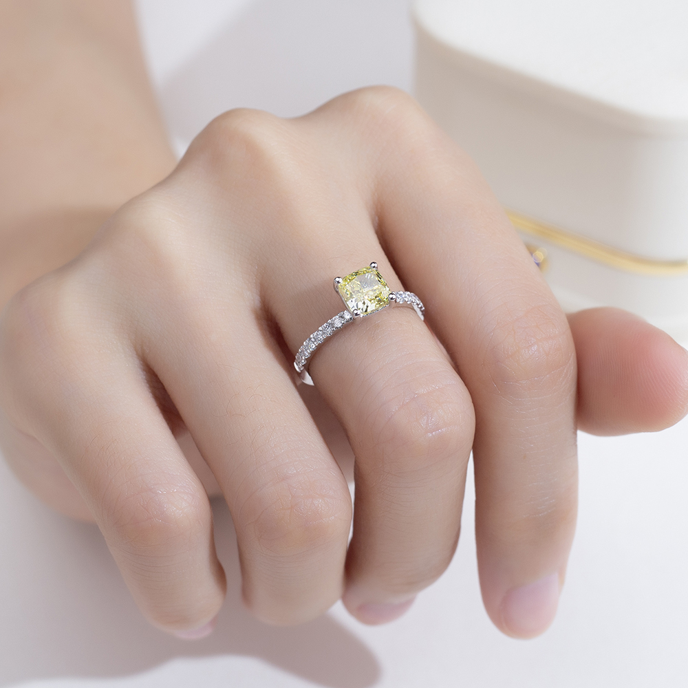 MissDiamond Lab Grown Diamond 1.25CT Platinum Accented Solitaire Ring MSR-510