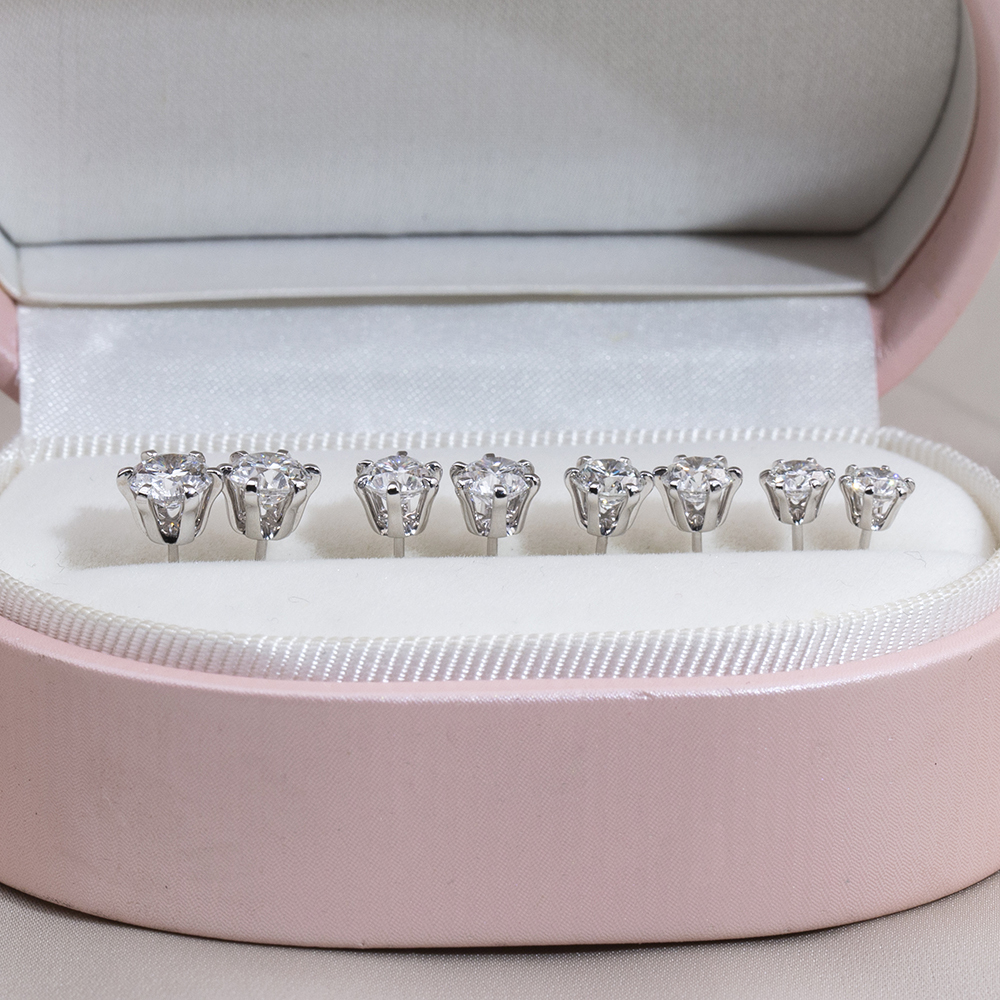 MissDiamond Round Shape Lab Grown Diamond 0.3CT 18K White Gold Studs Earrings KDE-004-01