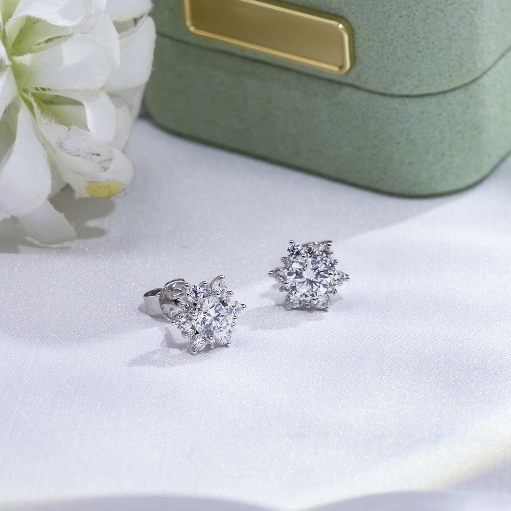 MissDiamond Round Cut Lab Grown Diamond D VS2 18K White Gold Studs Earrings MSE-322