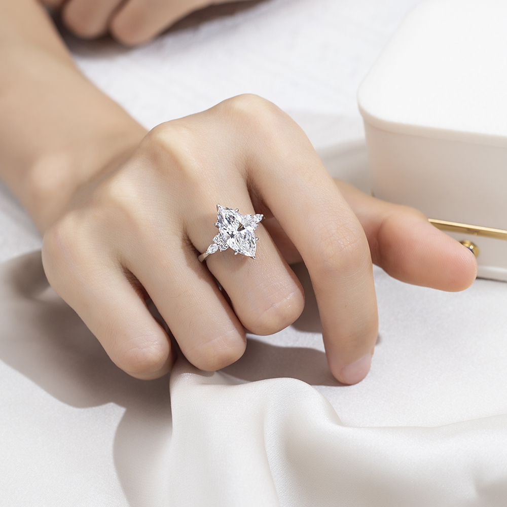 Marquise Cut Lab Grown Diamond 2.7CT Solitaire D VVS2 18K White Gold Ring MSR-1677