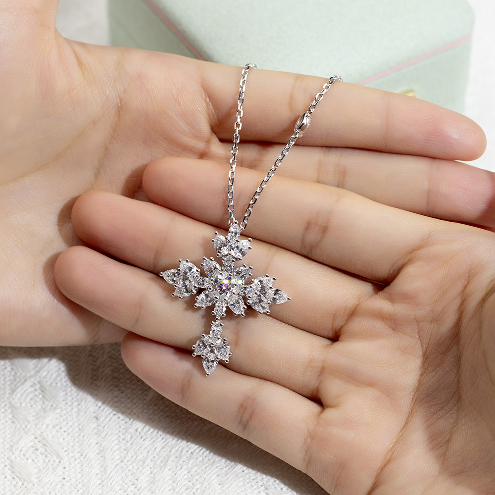 Fancy Shape Cross Pendant Lab Grown Diamond E VVS2 18K White Gold Necklace MSN-843