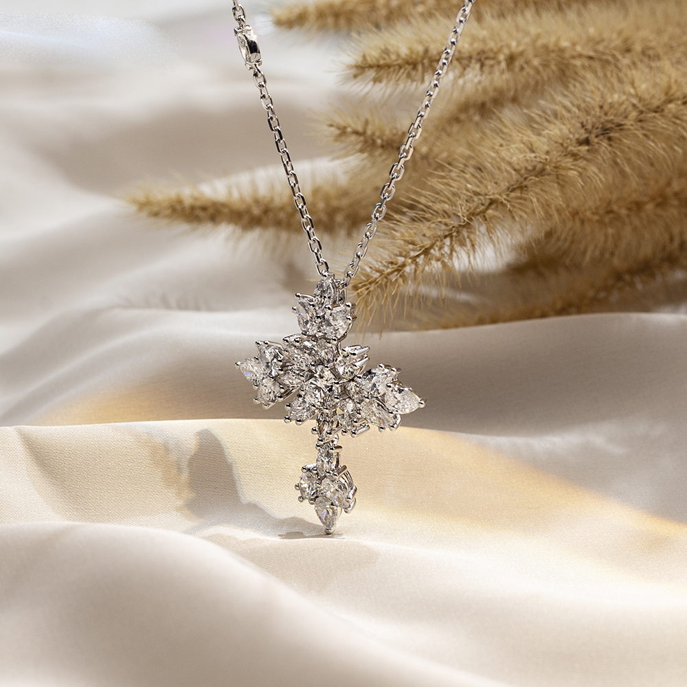 Fancy Shape Cross Pendant Lab Grown Diamond E VVS2 18K White Gold Necklace MSN-843