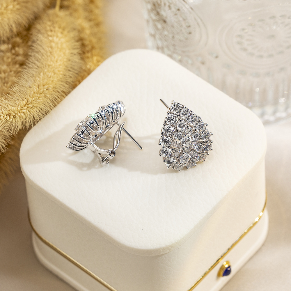 Pear Shape Lab Grown Diamond D VVS2 18K White Gold Earrings MSE-775