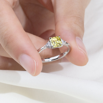 MissDiamond Lab Grown Diamond 1.01CT  VVS2 Platinum Three Stone Ring MSR-2001