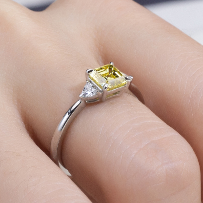 MissDiamond Lab Grown Diamond 1.01CT  VVS2 Platinum Three Stone Ring MSR-2001