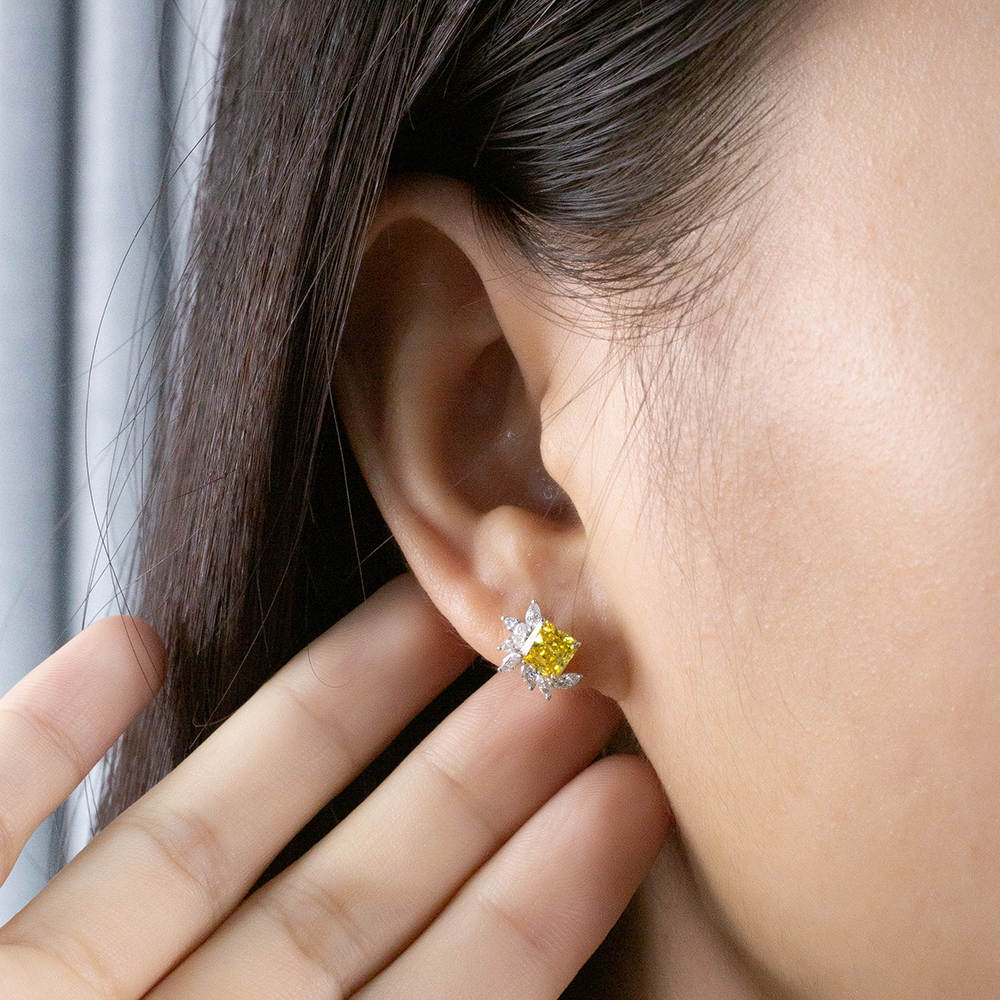 MissDiamond Radiant Cut Lab Grown Diamond 0.69CT FY VS2 Platinum Studs Earrings MSE-864