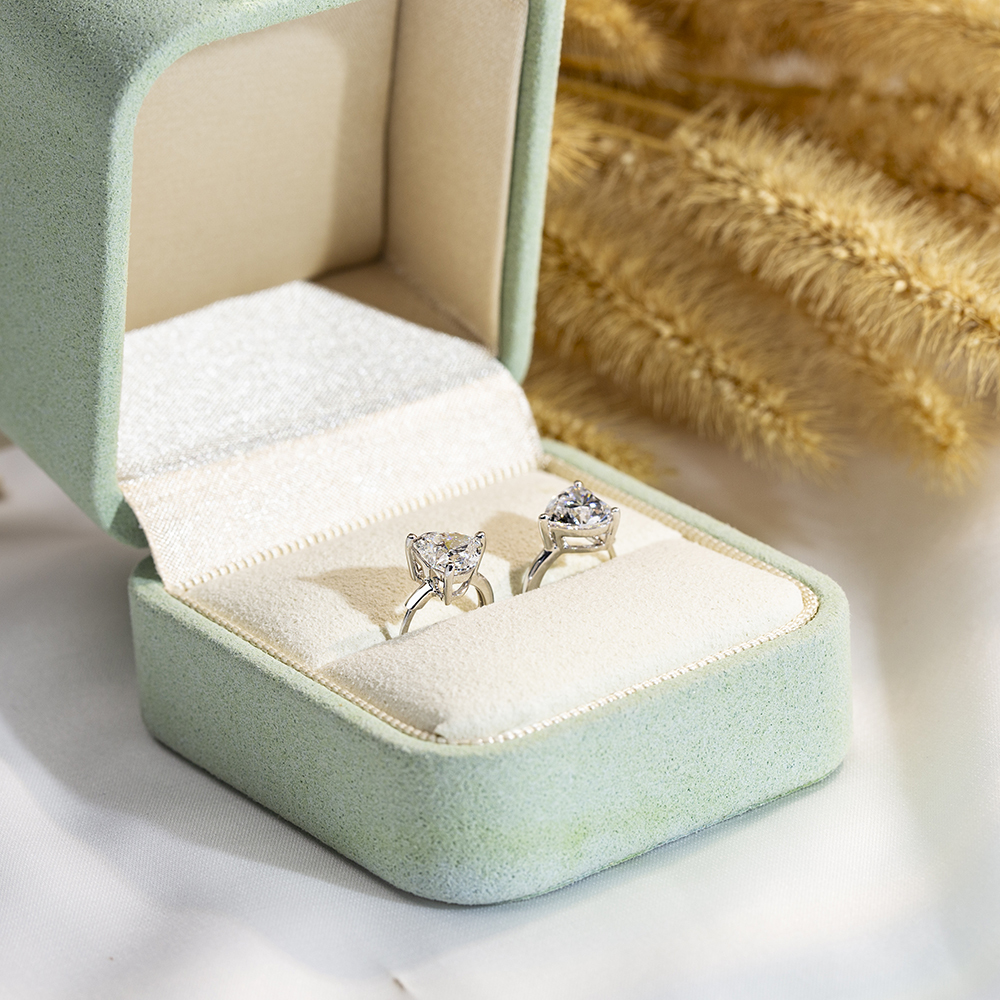 Lab Grown Diamond Heart Shape 18K White Gold Earrings MSE-778
