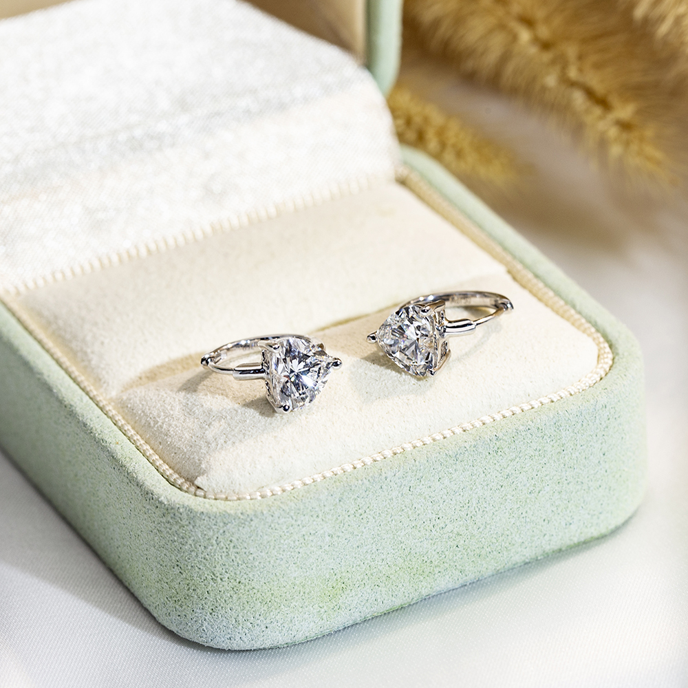 Lab Grown Diamond Heart Shape 18K White Gold Earrings MSE-778