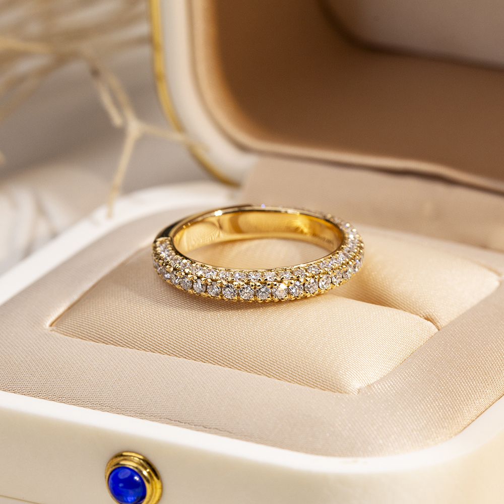 Round Cut Lab Grown Diamond Eternity D VVS 18K Yellow Gold Ring MSR-1685