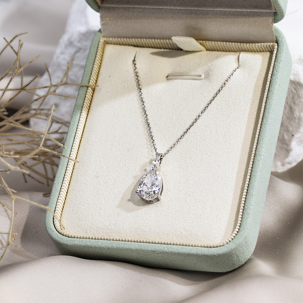 Pear Shape Lab Grown Diamond F VVS1 3.33CT 18K White Gold Pendant Necklace MSN-847