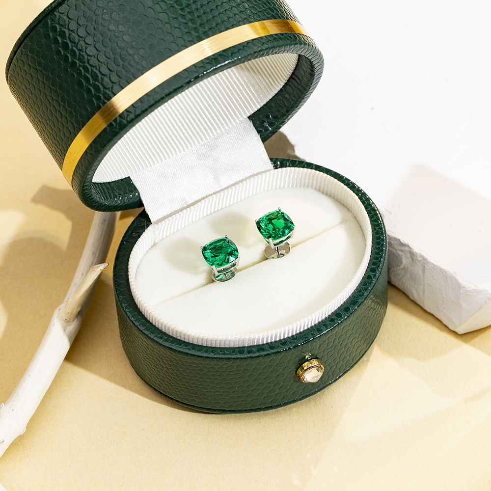Cushion Shape Fancy Vivid green Lab Grown Diamond VVS1 10K Earrings MSE-779