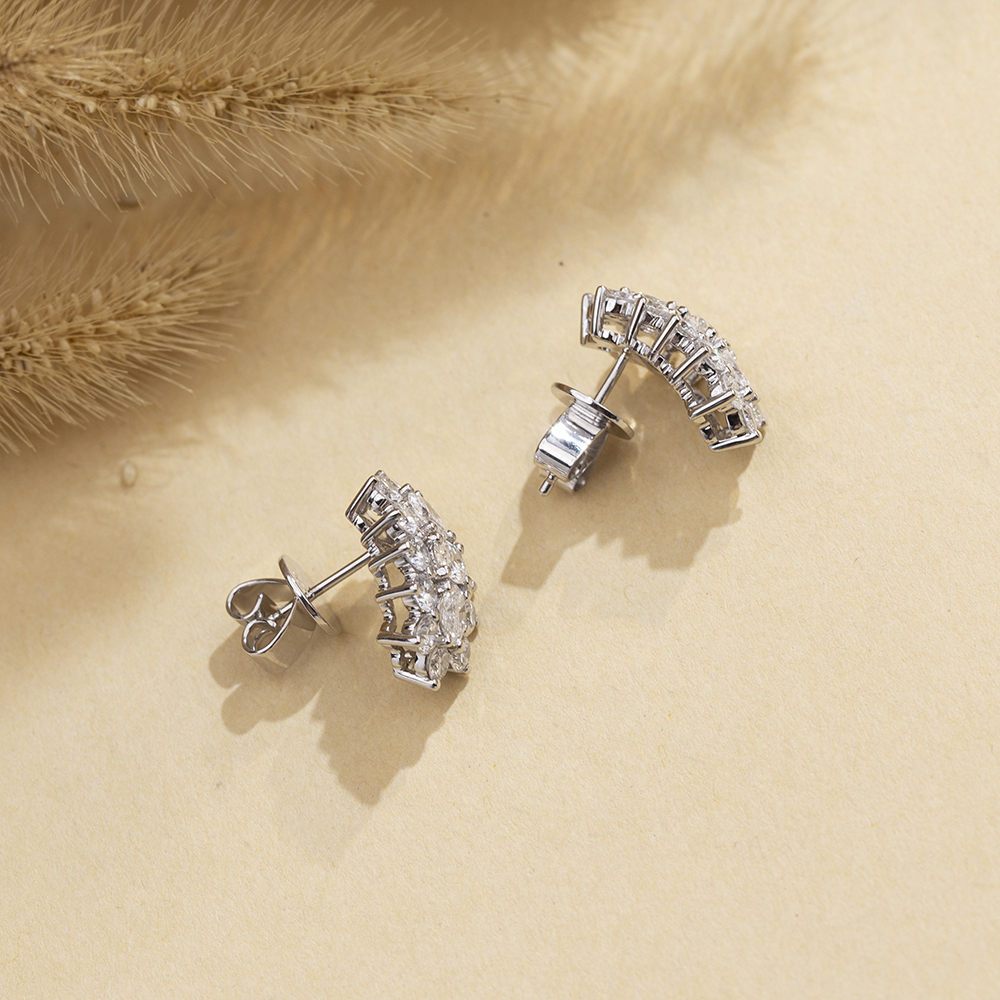 Oval Shape Lab Grown Diamond E VVS1 14K White Gold Studs Earrings MSE-780
