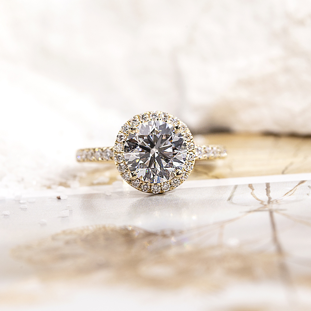 MissDiamond Round Cut Lab Grown Diamond 1.66CT D VS1 9K Yellow Gold Halo Ring MDR-0005