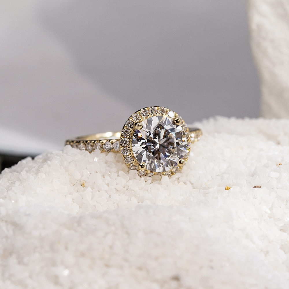 MissDiamond Round Cut Lab Grown Diamond 1.66CT D VS1 9K Yellow Gold Halo Ring MDR-0005
