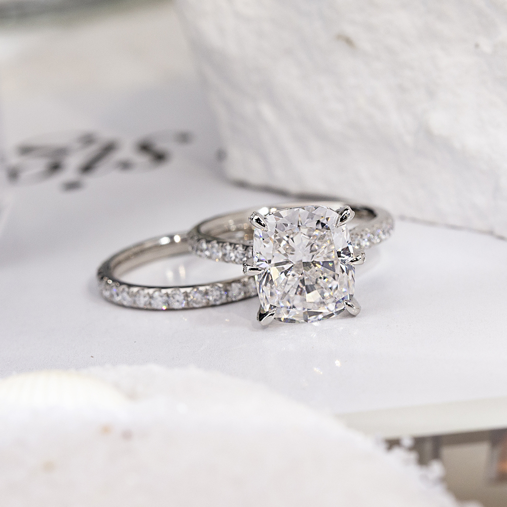MissDiamond Cushion Cut Lab Grown Diamond 5CT Solitaire D VVS2 PT950 Ring Set MSR-1698