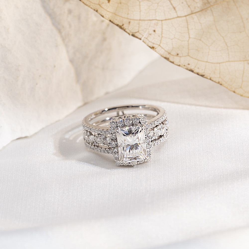 MissDiamond Radiant Cut Lab Grown Diamond 2.8CT F VVS2 PT950 Ring Set MSR-1692