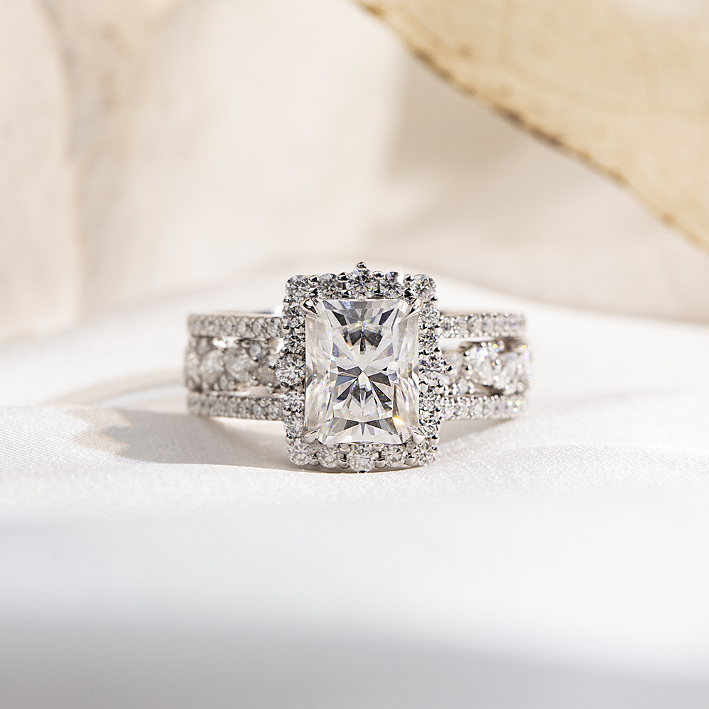 MissDiamond Radiant Cut Lab Grown Diamond 2.8CT F VVS2 PT950 Ring Set MSR-1692