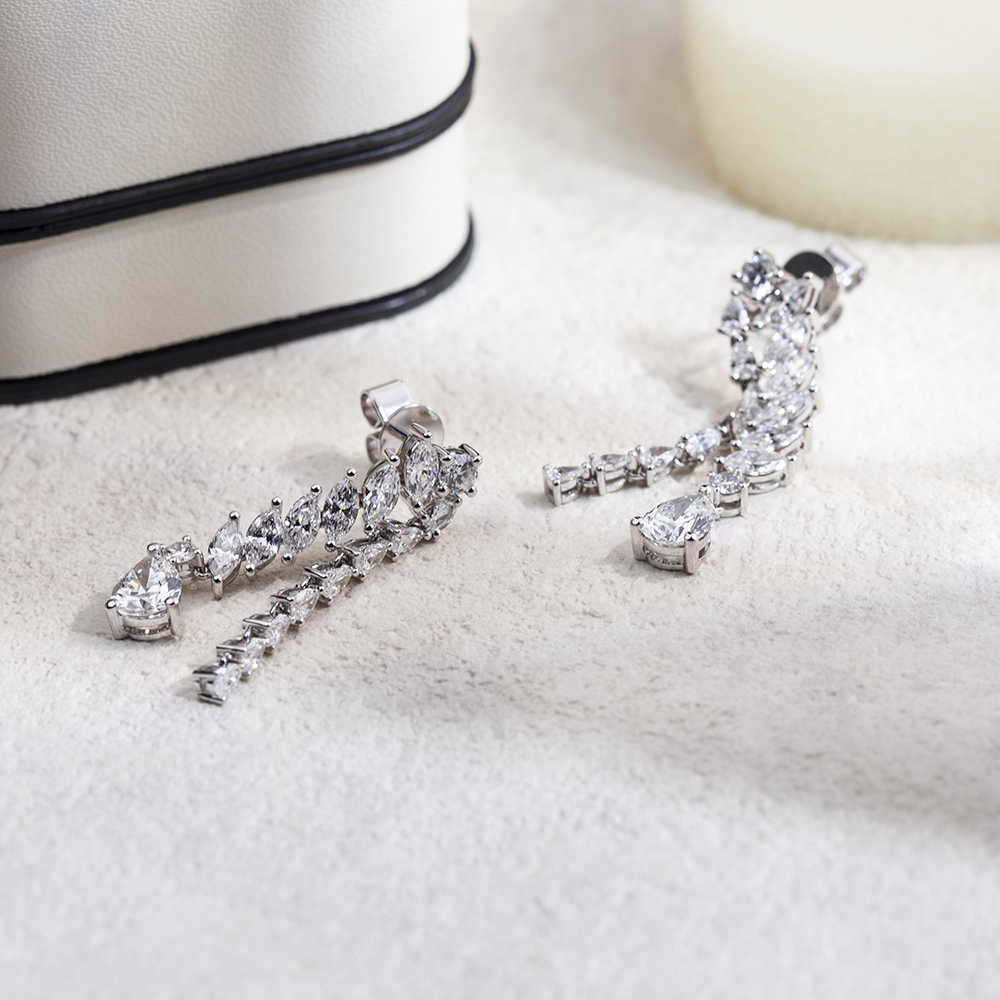 MissDiamond Pear Shape Lab Grown Diamond D VVS2 18K White Gold Drop Earrings MSE-784