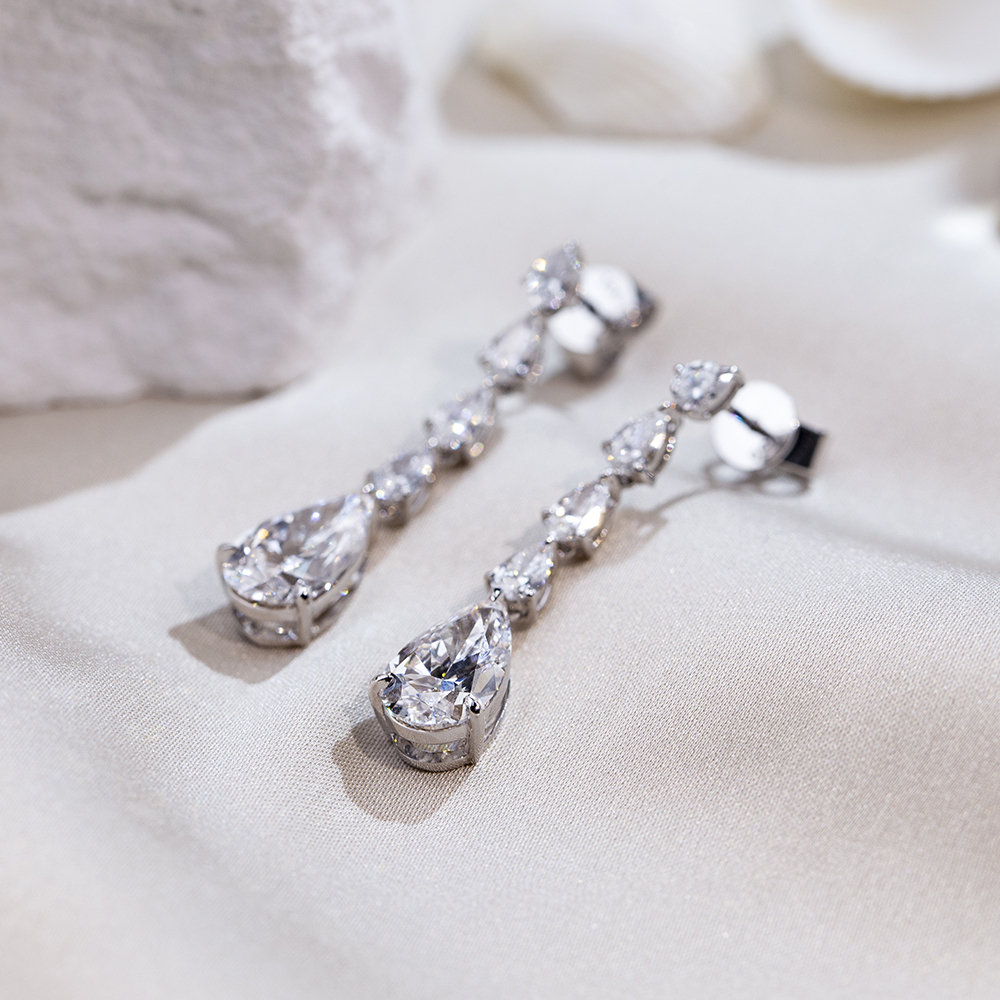 MissDiamond Pear Shape Lab Grown Diamond 4.2CT F VVS2 18K White Gold Drop Earrings MSE-792