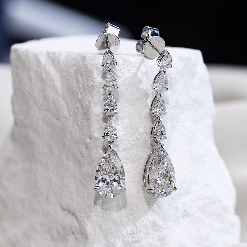 MissDiamond Pear Shape Lab Grown Diamond 4.2CT F VVS2 18K White Gold Drop Earrings MSE-792