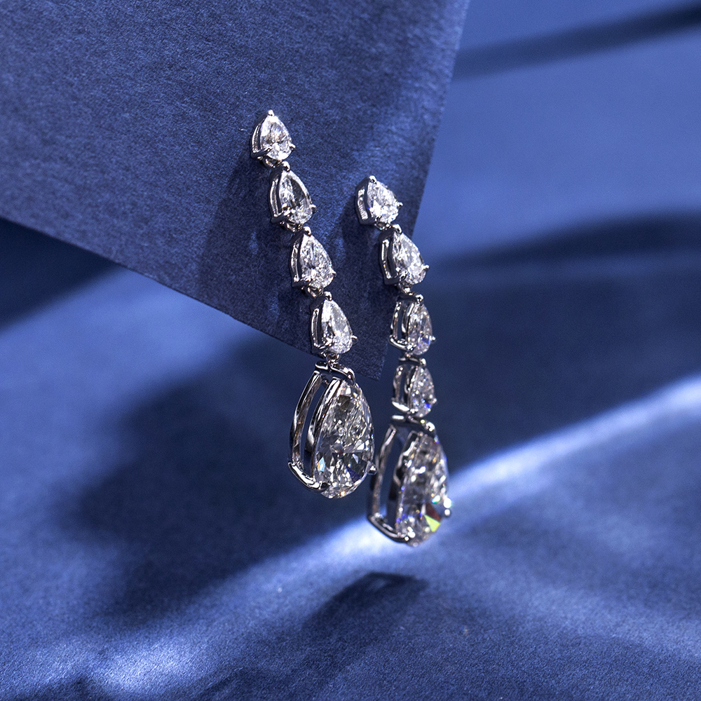 MissDiamond Pear Shape Lab Grown Diamond 4.2CT F VVS2 18K White Gold Drop Earrings MSE-792