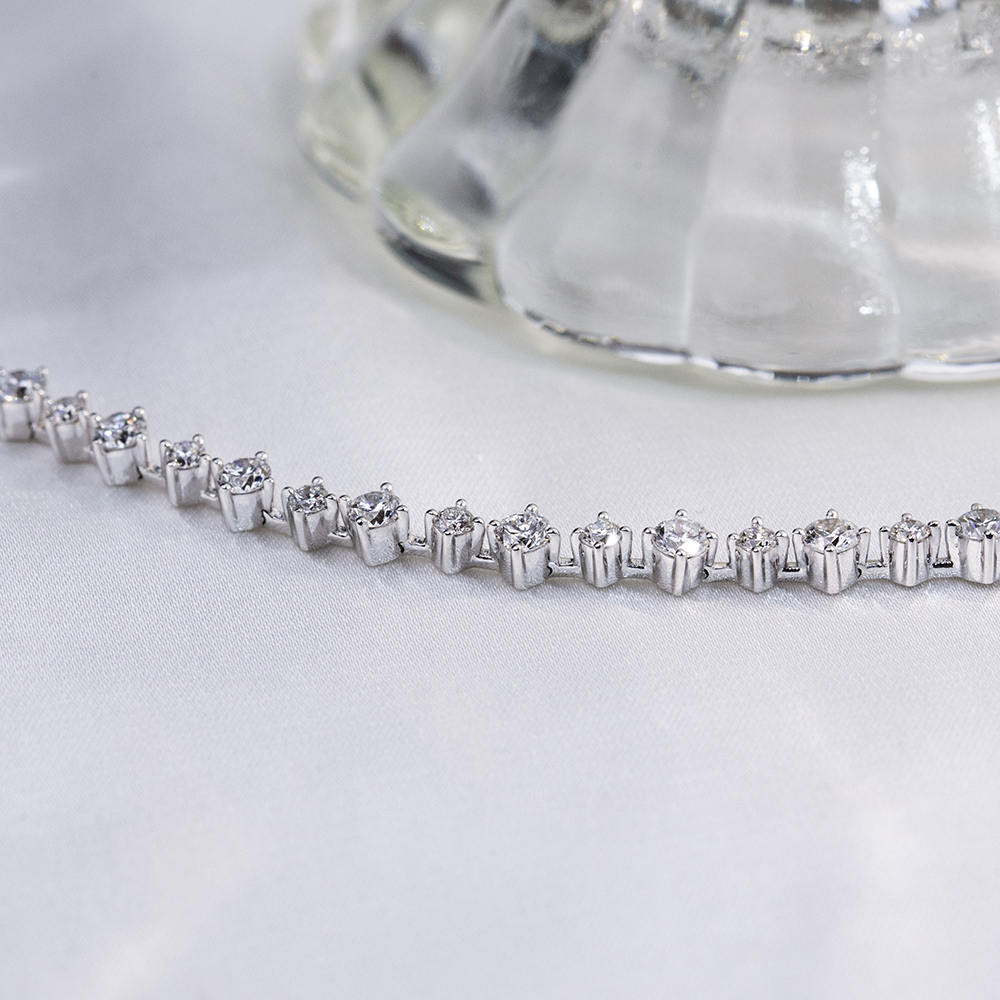MissDiamond Round Shape Lab Grown Diamond E VVS2 9K White Gold 160mm Tennis Bracelet MSB-631