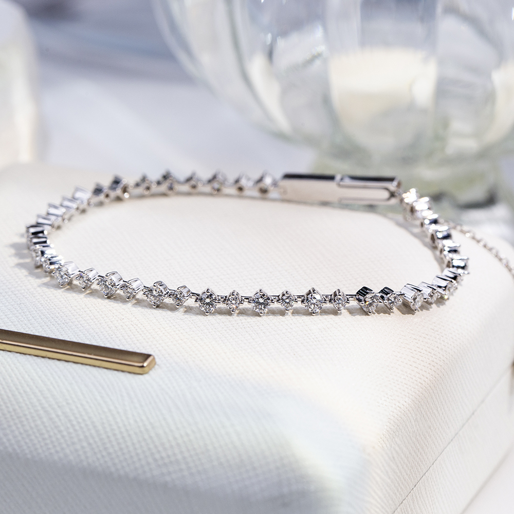 MissDiamond Round Shape Lab Grown Diamond E VVS2 9K White Gold 160mm Tennis Bracelet MSB-631