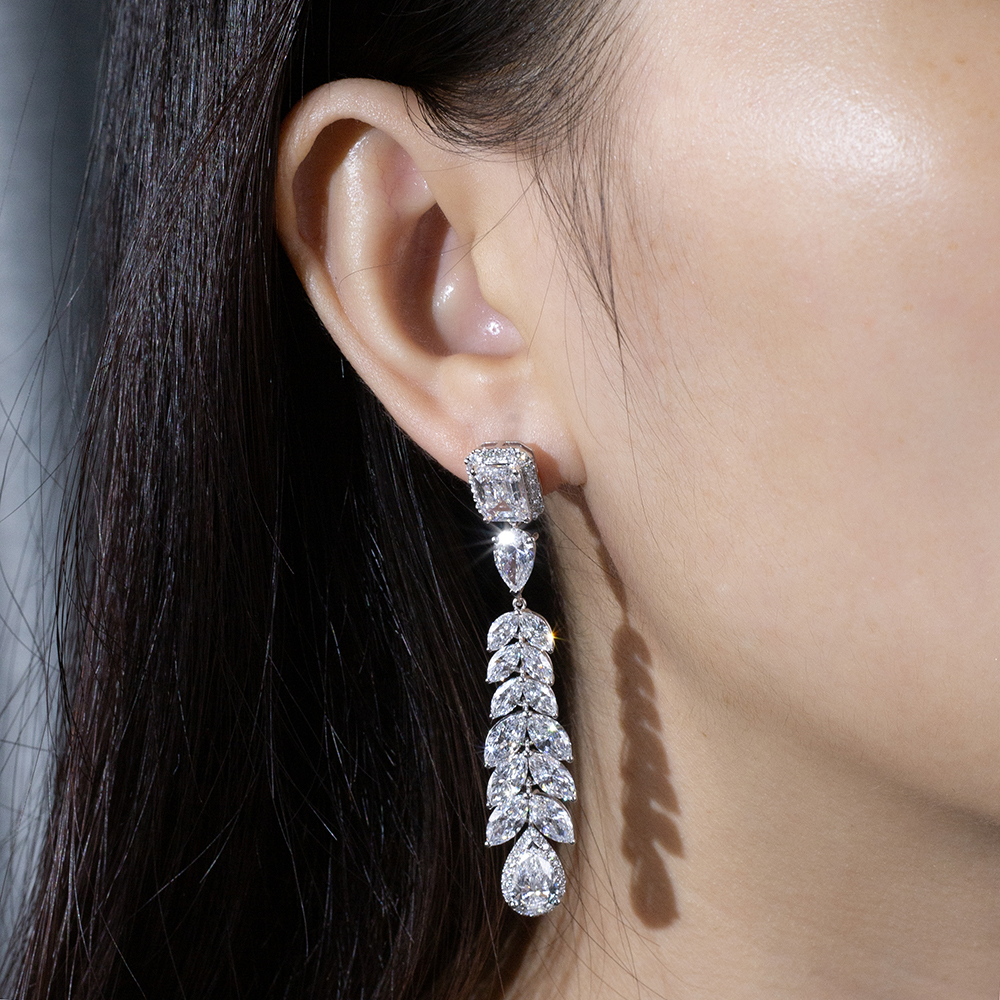 MissDiamond Sustainable luxury Pear Cut Lab Grown Diamond 1.07CT 1.89CT  VS1 VVS2 18K White  Studs MSE-847