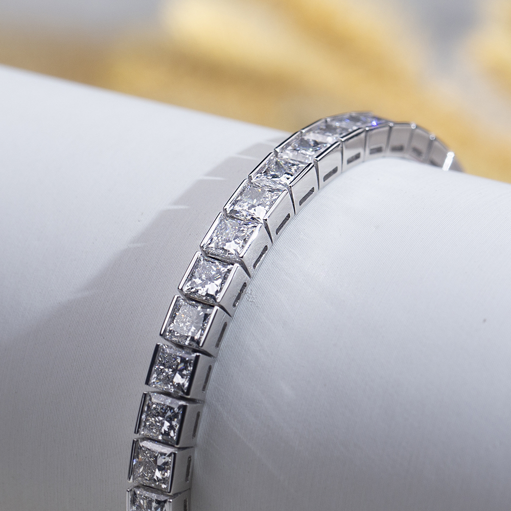 Princess Square Shape Lab Grown Diamond E VVS2 9K White Gold 100mm Tennis Bracelet MSB-623