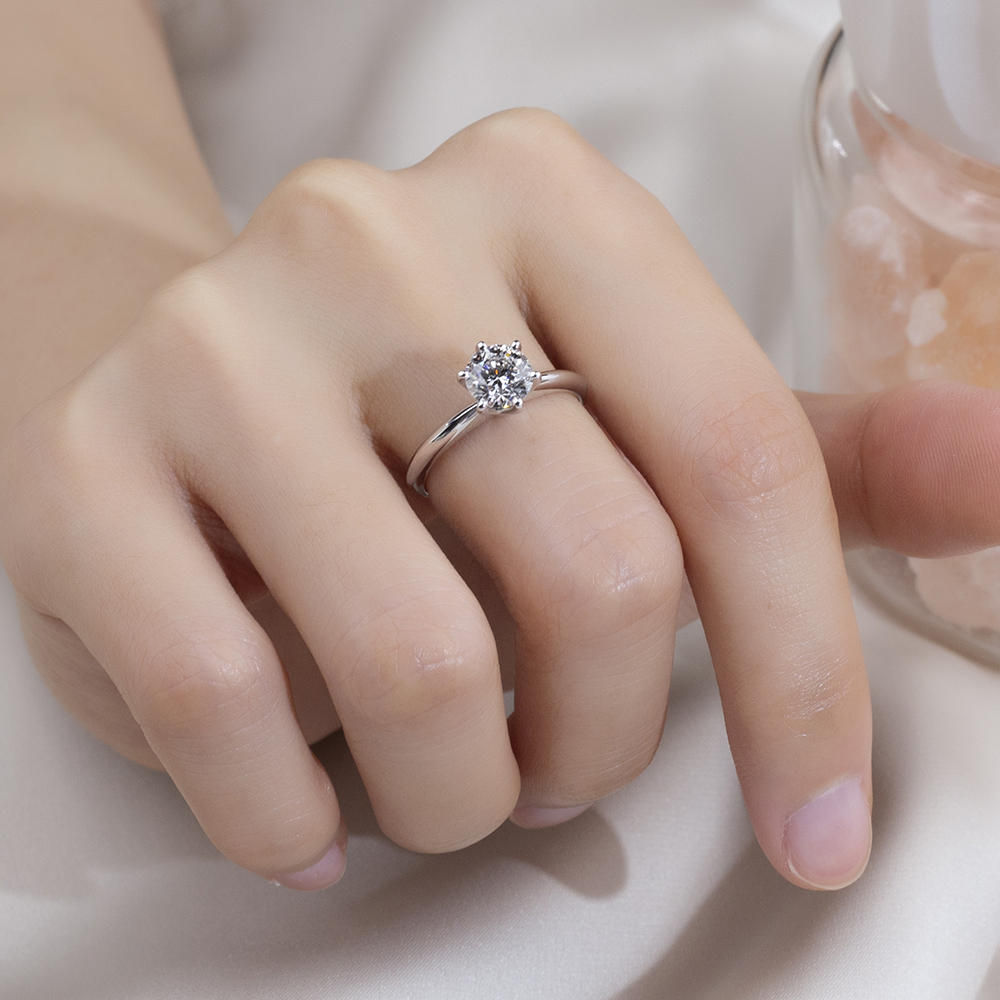 MissDiamond Round Cut Lab Grown Diamond 1CT Solitaire D EPlatinum Ring MSR-058-11