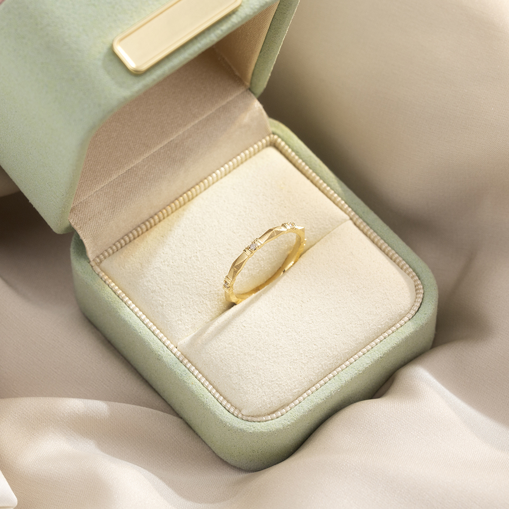 Round Lab Grown Diamond D VS1 Eternity 18K Yellow Gold Ring MSR-1667